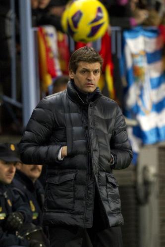 ＜マラガ１―３バルセロナ＞公式戦２試合ぶりにベンチに復帰したバルセロナのビラノバ監督