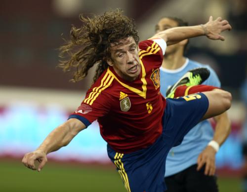 ウルグアイ戦で代表出場１００試合を達成したスペイン代表ＤＦプジョル