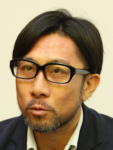 暴行容疑で逮捕された元サッカー日本代表でスポーツジャーナリストの前園真聖容疑者