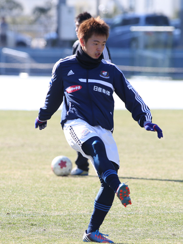 左ふくらはぎ痛のため、２７日の練習は別メニューで調整した横浜の日本代表ＭＦ斎藤