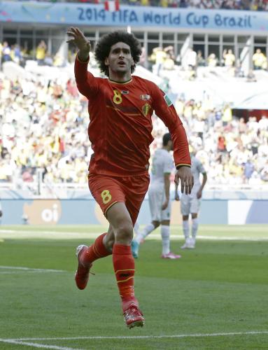アルジェリア戦で同点ゴールを決め喜ぶベルギー代表ＭＦフェライニ（ＡＰ）