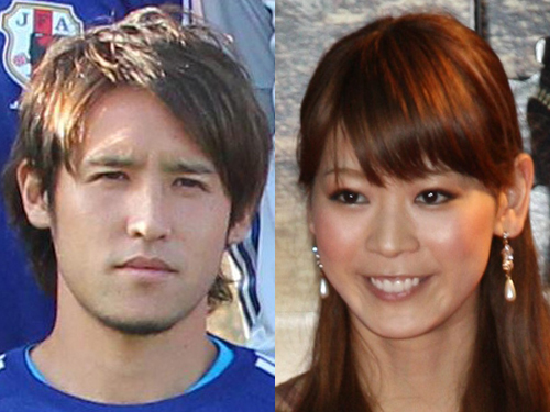 第１子となる長女が誕生したサッカー元日本代表ＭＦ細貝萌（左）とタレント中村明花夫妻