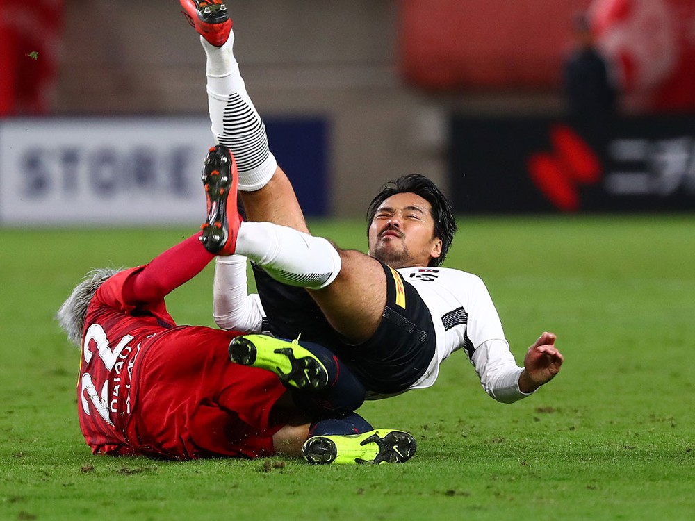 ５日の天皇杯準決勝、鹿島戦で左足首を負傷した浦和・興梠慎三