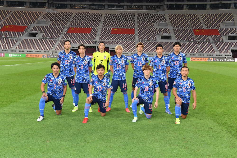 ＜サッカーW杯最終予選　中国・日本＞試合前、記念撮影する日本代表イレブン（C）JFA