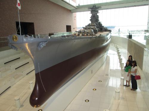 大和ミュージアムの戦艦「大和」。全長約26メートルのビッグサイズだ