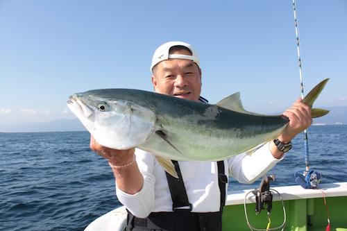 野田さんは船中最大の５・７キロをゲットした