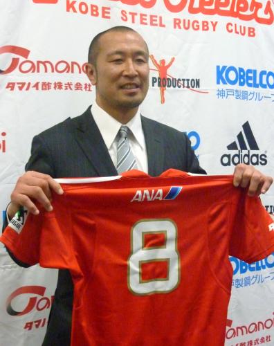 ラグビー元日本代表で、神戸製鋼を退団することが決まった伊藤剛臣