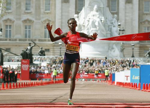 ロンドン・マラソンの女子で優勝したメアリー・ケイタニー