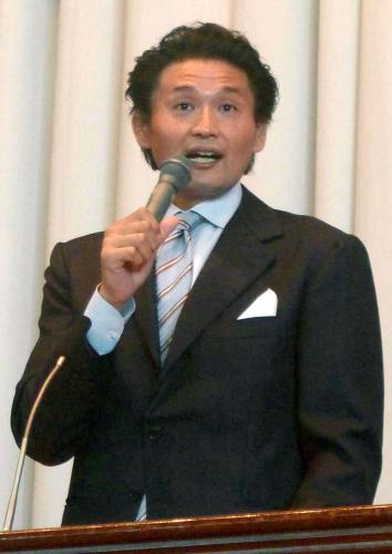 埼玉栄高の創立40周年記念で講演する大相撲の貴乃花親方
