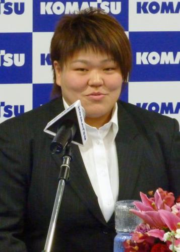 記者会見で現役引退を正式表明した柔道女子の杉本美香