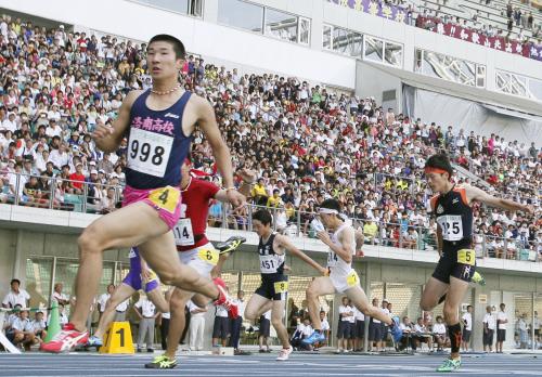 全国高校総体の陸上男子１００メートル決勝に出場、大会新記録となる10秒19で初優勝を果たした洛南・桐生祥秀