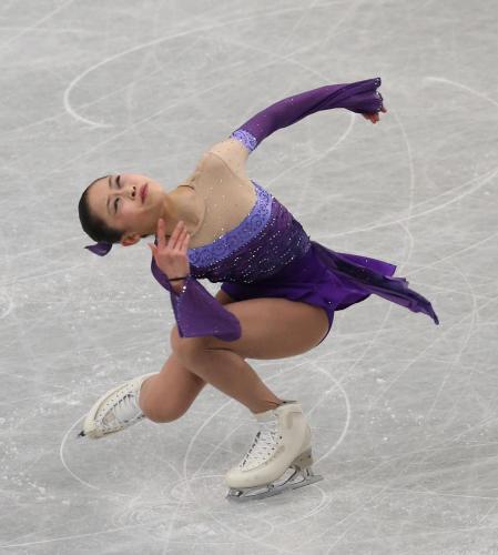 フィギュアスケート全日本選手権、女子ＳＰの演技を披露する宮原