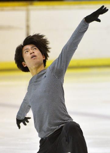 練習を公開した、ソチ冬季五輪に出場するフィギュアスケート男子の町田樹