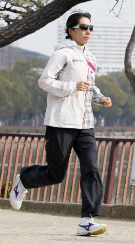 大阪国際女子マラソンを前に最終調整する、今大会限りで現役引退する赤羽有紀子