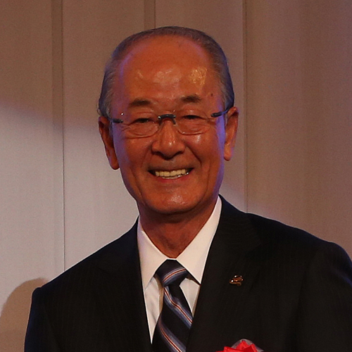 日本プロゴルフ協会元松井会長はキャロウェイとスタッフ契約を結ぶ