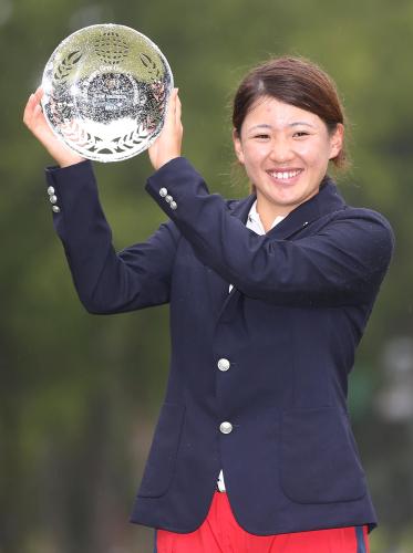 ＜日本女子オープン最終日＞ベストアマチュアに輝き笑顔の永井花奈