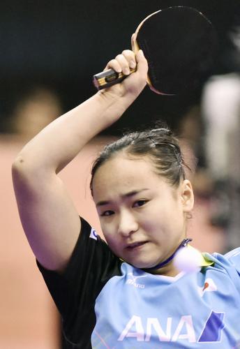 世界卓球団体戦女子準決勝　北朝鮮戦でプレーする伊藤美誠
