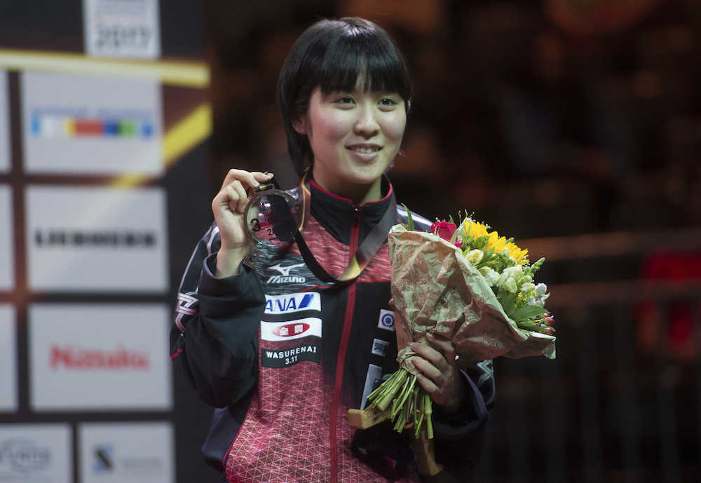 女子シングルスで銅メダルを獲得した平野美宇　（ＡＰ）