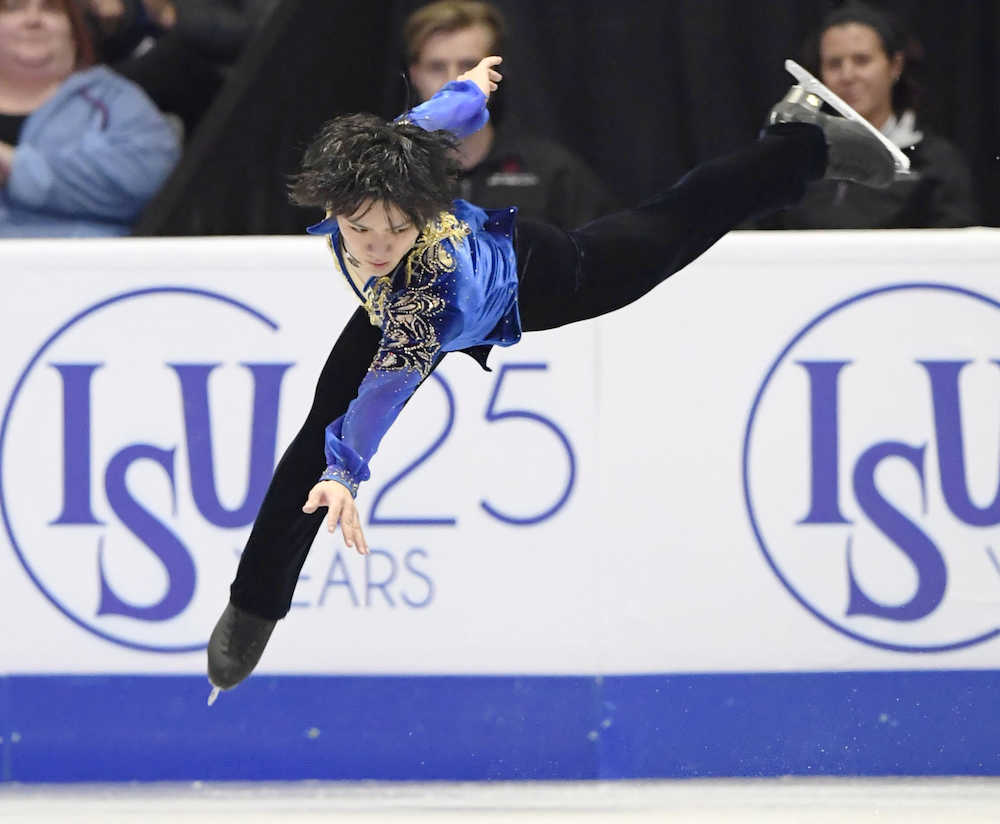 男子フリーで演技する宇野昌磨