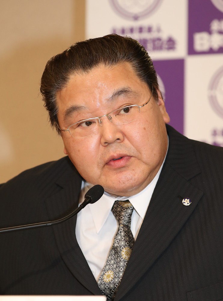 日本相撲協会の鏡山危機管理部長