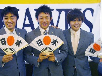 北京五輪野球の日本代表に選出された（左から）和田、川崎、杉内