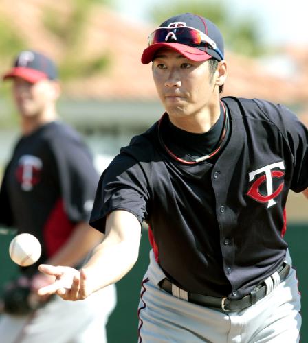 日本野手としては最年少の２６歳で、米大リーグに挑むツインズ・西岡
