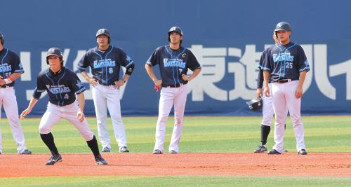 ＤｅＮＡの横浜高校出身の選手たち（左から）荒波、小池、石川、筒香