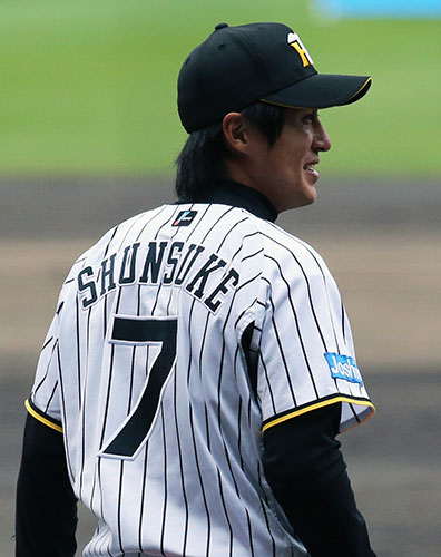 阪神ファン感謝デーに背番号７で出場した俊介