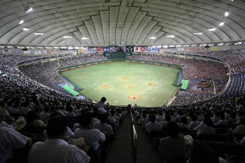 ＜ＪＲ東日本・ＪＸ－ＥＮＥＯＳ＞３万５０００人の観客が詰めかけた東京ドーム