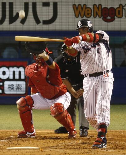 ＜ヤ・広＞初回、バレンティンがプロ野球記録にあと１本と迫る先制の54号２ランを放つ