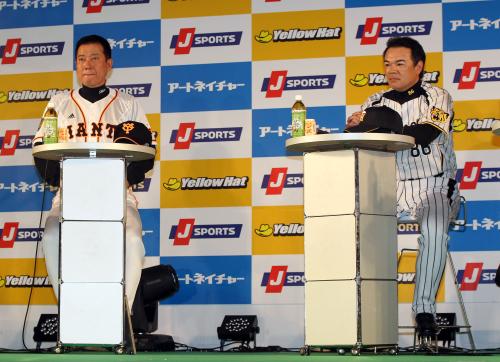 原監督（左）が開幕投手は菅野と明言した直後、表情を引き締めた和田監督
