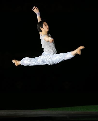 ＜巨・神＞ローザンヌ国際バレエコンクールで１位となった二山治雄さんの華麗なダンス