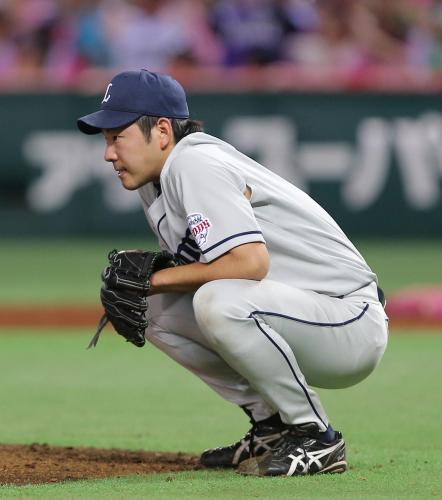 ＜ソ・西＞６回無死一、二塁、松田に左越え本塁打を打たれガックリの菊池