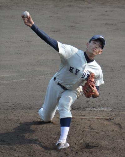 大学野球日本代表候補合宿・紅白戦に登板した京大の田中