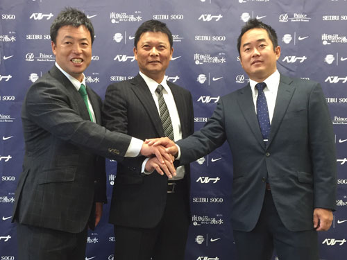 来季の入閣が発表された（左から）田口バッテリーコーチ、橋上作戦コーチ、佐藤外野守備走塁コーチ
