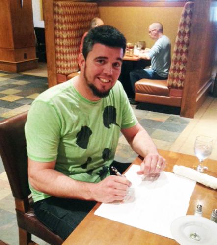 アメリカ・テネシー州アルコア市内のホテルで来季の選手契約を締結したメッセンジャー