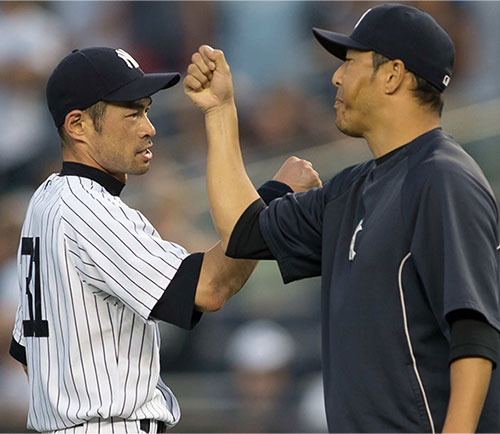 ヤンキース時代のイチロー（左）と黒田