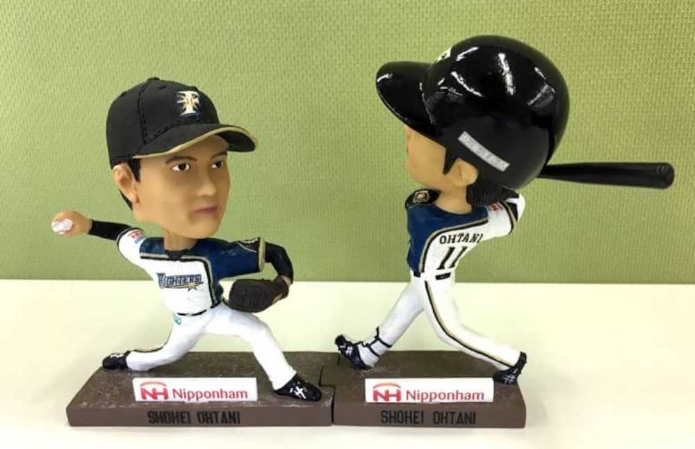 日本ハムでも投手・打者の二刀流のボブルヘッド人形が製作された大谷