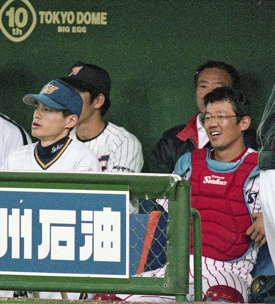日米野球ではともにプレーしたイチロー（左）と古田氏