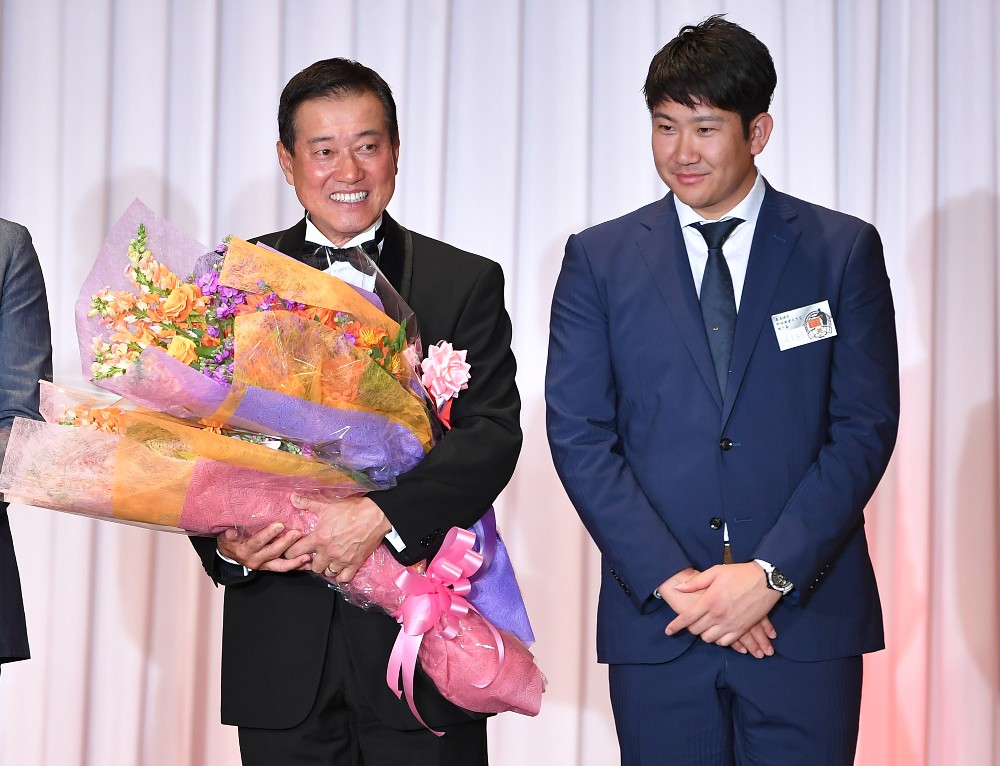 【画像・写真】巨人・菅野　自身初２０勝と３年連続沢村賞で原監督に「恩返ししたい」