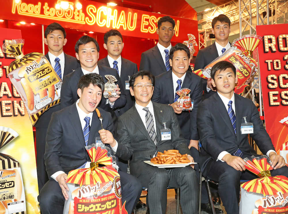 【画像・写真】栗山監督、清宮にハッパ「ゆっくりしてる場合じゃない」