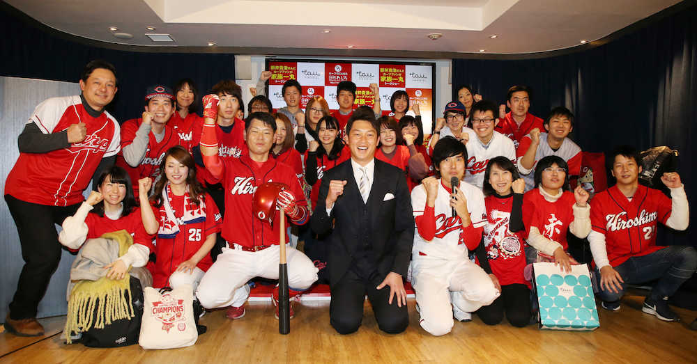 【画像・写真】新井さん「人柄、性格がいい」広島入りの長野に期待　ＦＡ先輩として助言も