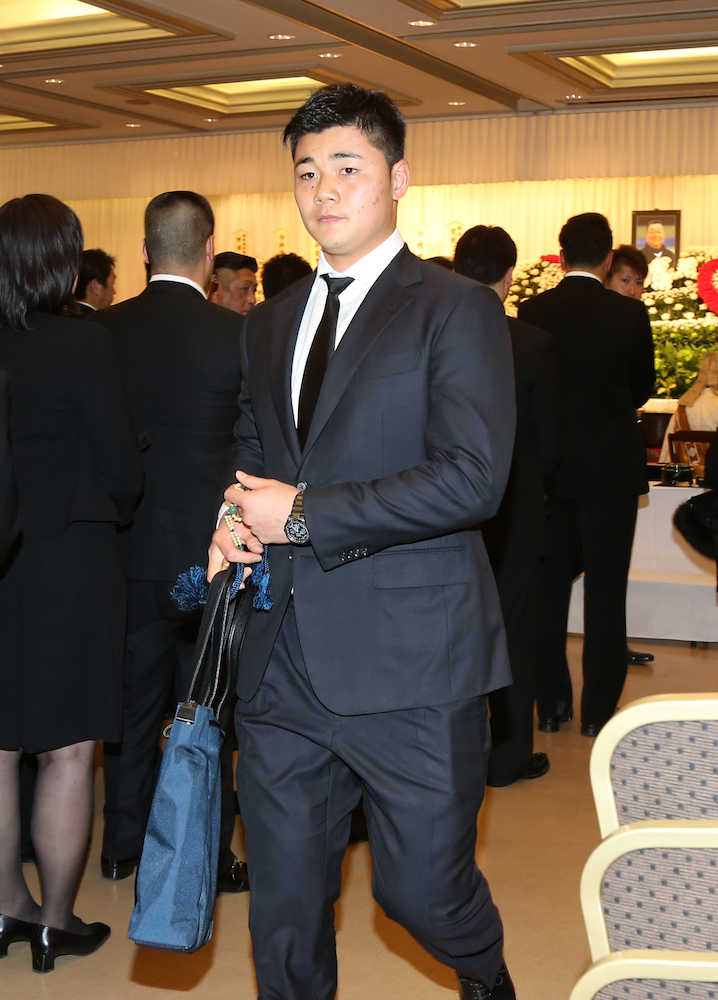 【画像・写真】小枝守氏の通夜に２０００人　清宮ら代表メンバーも参列「本当に感謝しかない」」