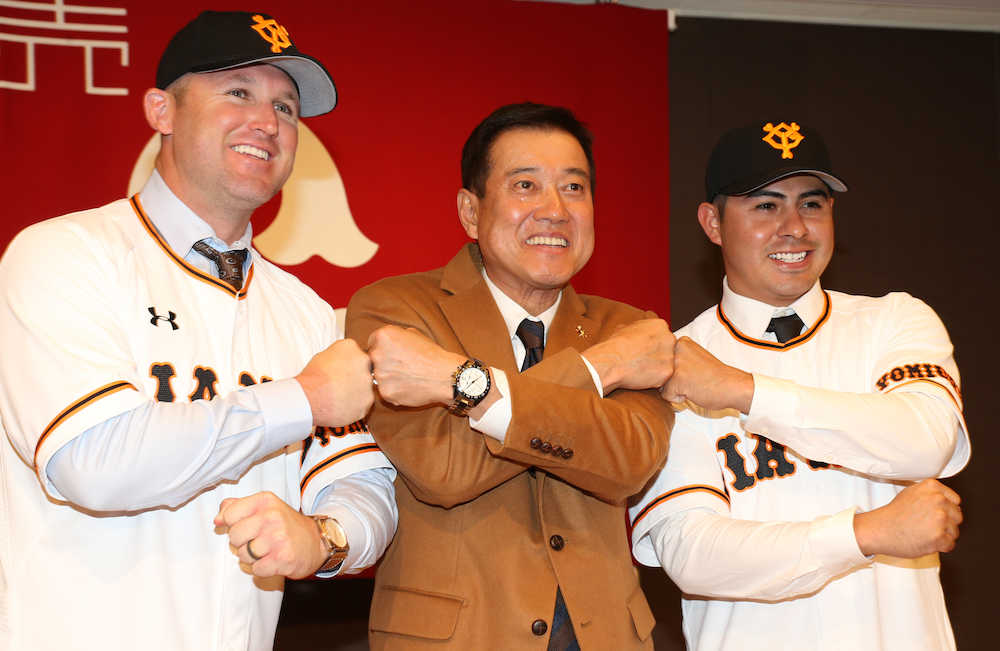 【画像・写真】巨人、新外国人愛称は「クッキー」＆「ビヤ」