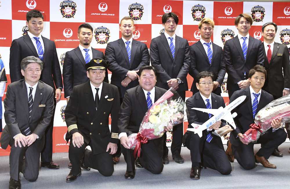 【画像・写真】日本ハム　１軍メンバー米アリゾナへ　清宮「やるしかない　マルかバツか」