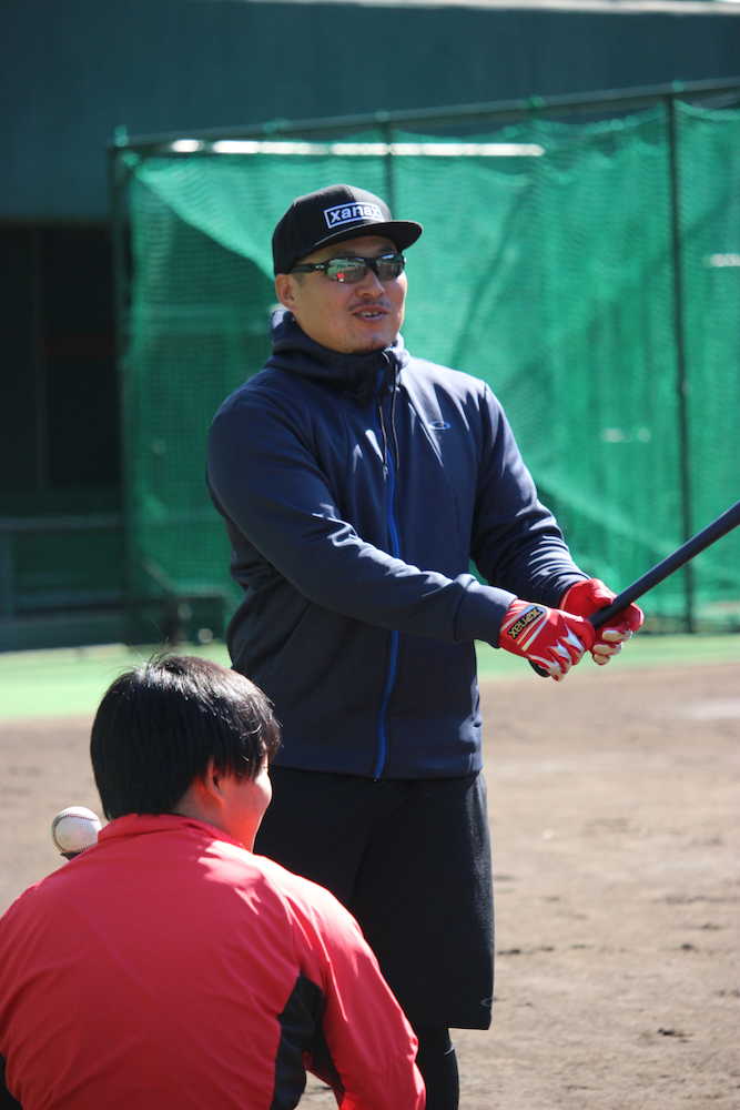 【画像・写真】広島　松山　“笑顔”でも貢献する「新井さんの姿を見て、そういうのはいいな…と」