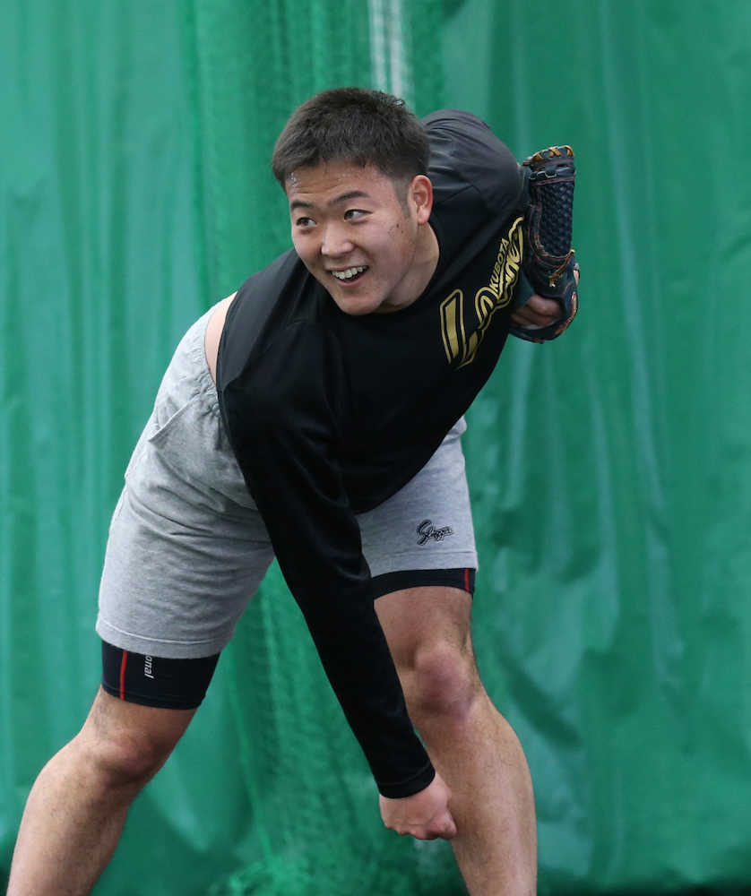 【画像・写真】阪神　ドラ４斎藤　梅野が評価「体重がしっかり乗ってきているなという印象」