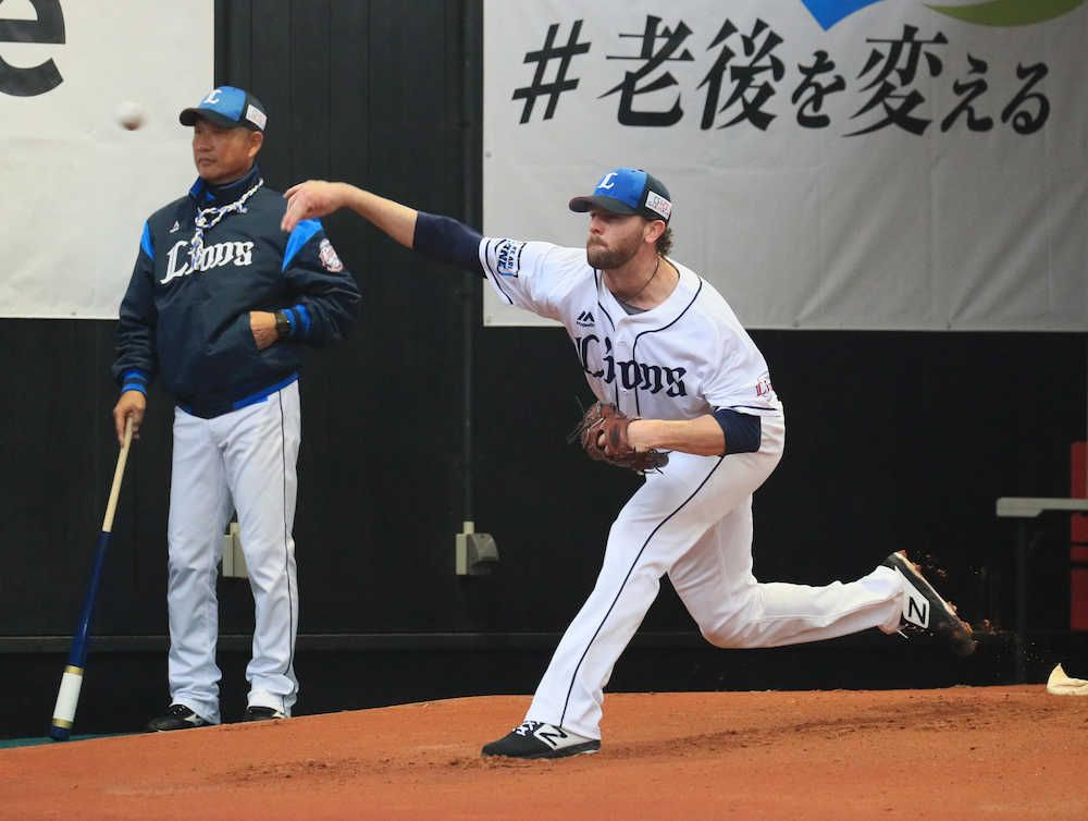 【画像・写真】西武ニールが初ブルペン　万全４５球「調子悪くなかった」