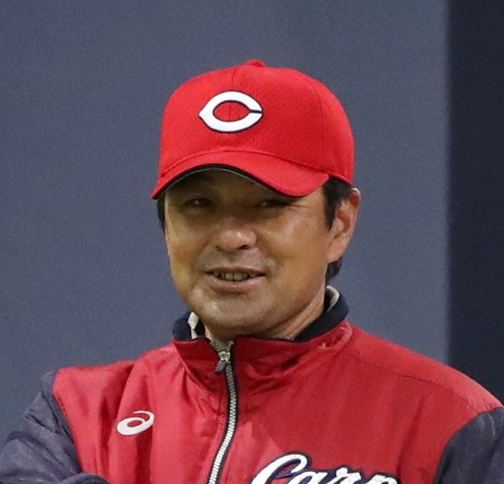 【画像・写真】広島に吉兆？緒方監督が５年連続で運玉的中！会沢選手会長らと優勝祈願