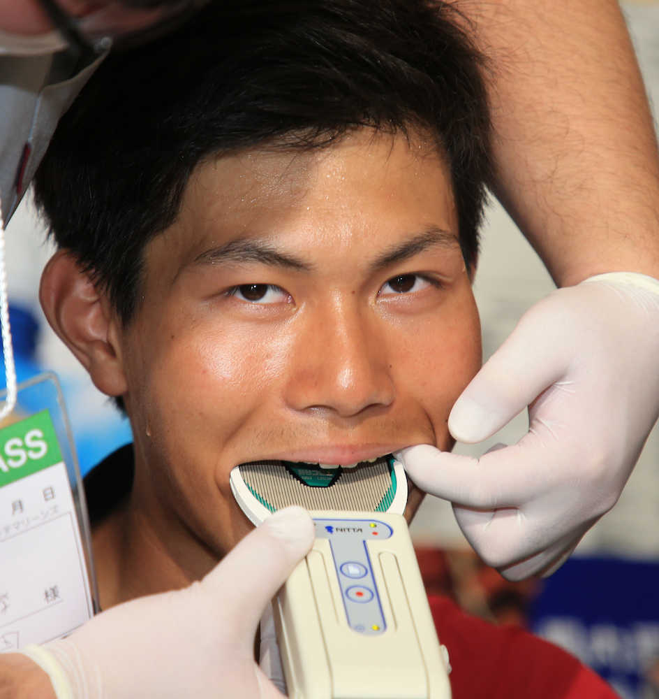 【画像・写真】ロッテ　ドラ１藤原　９日初陣、初安打期待「そこへ合わせてきた」